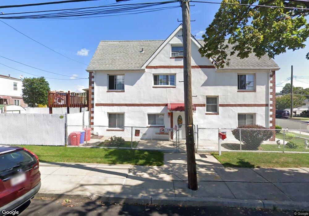 139 Hickory Ave, Staten Island, NY 10305 - photo 1