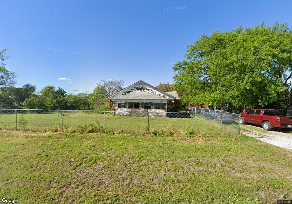 1979 E Texas St, Denison, TX 75021 - photo 1