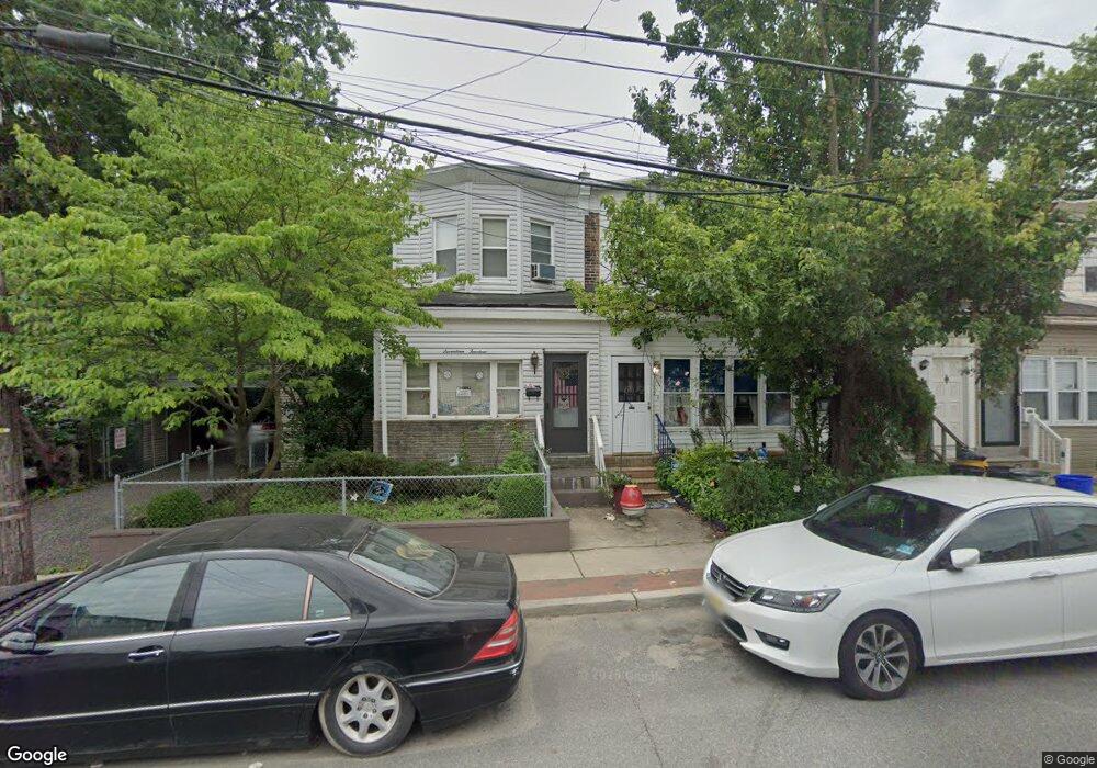 1712 Woodlynne Ave, Oaklyn, NJ 08107 - photo 1