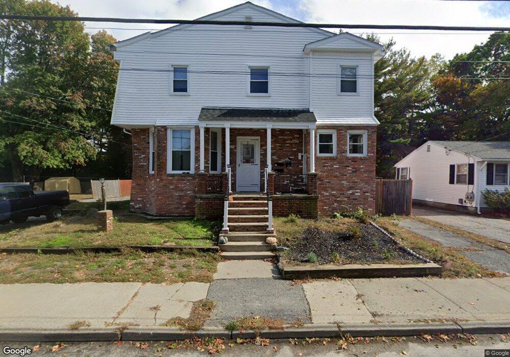2226 Cranston St, Cranston, RI 02920 - photo 1