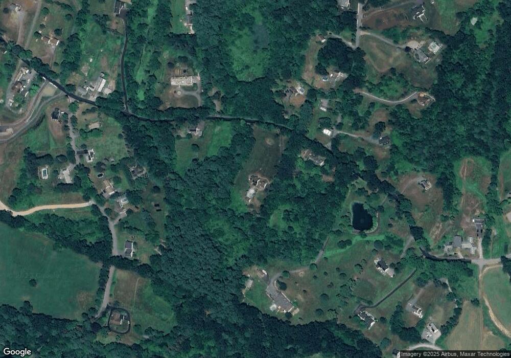 520 Mulpus Rd, Lunenburg, MA 01462 - photo 1