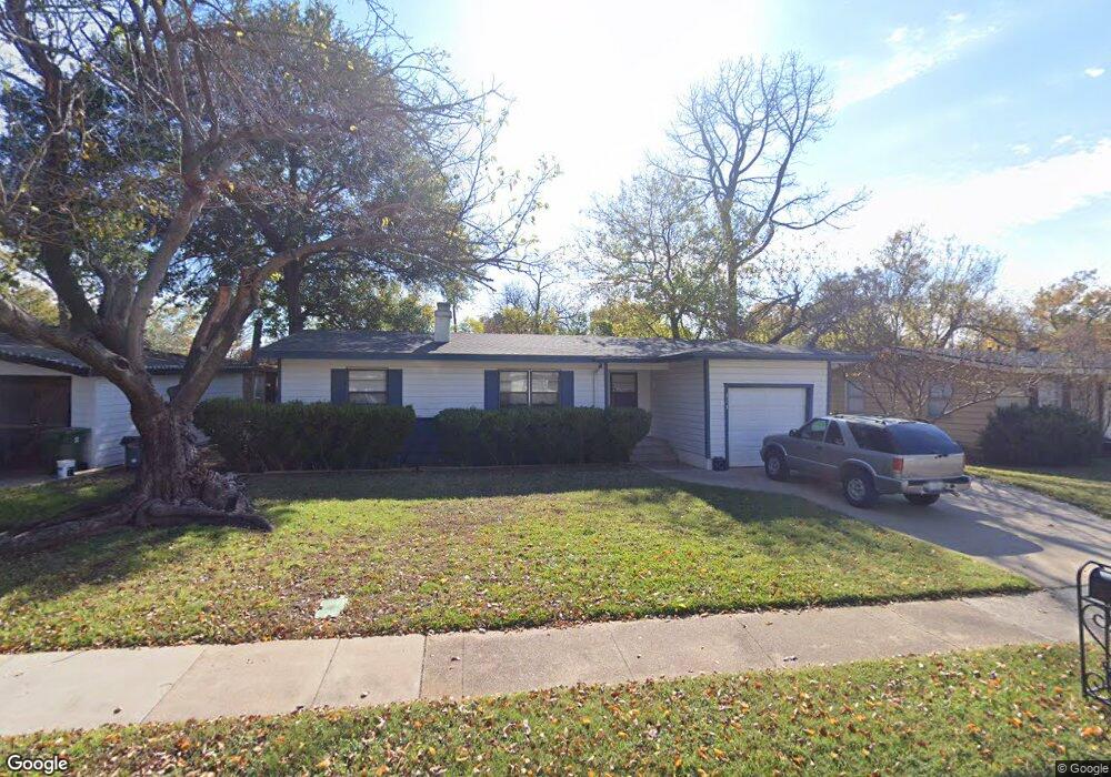 313 W Pecan St, Hurst, TX 76053 - photo 1