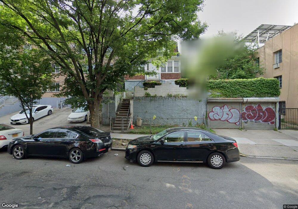 2756 Sedgwick Ave, Bronx, NY 10468 - photo 1