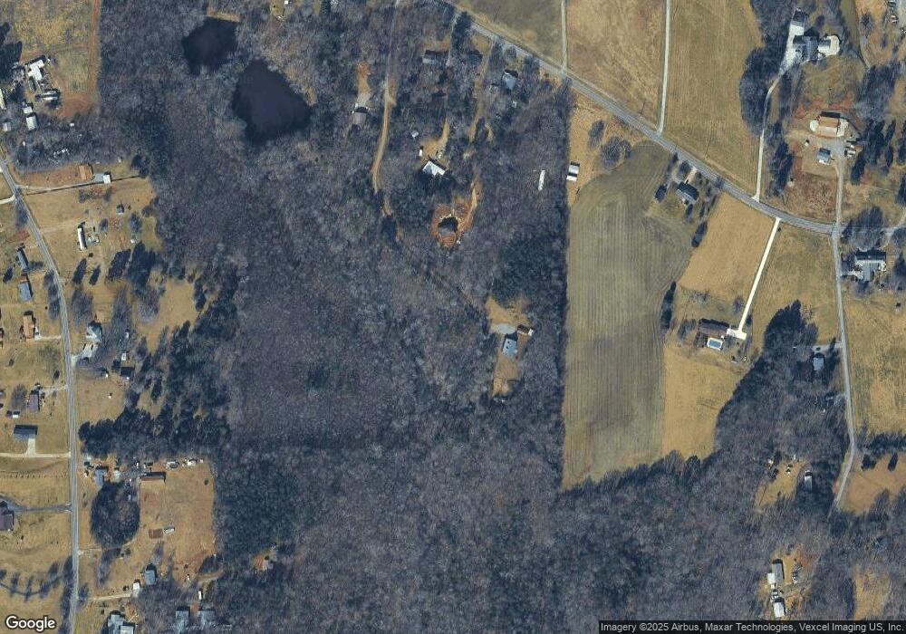 168 Barry Oak Rd, Statesville, NC 28625 - photo 1