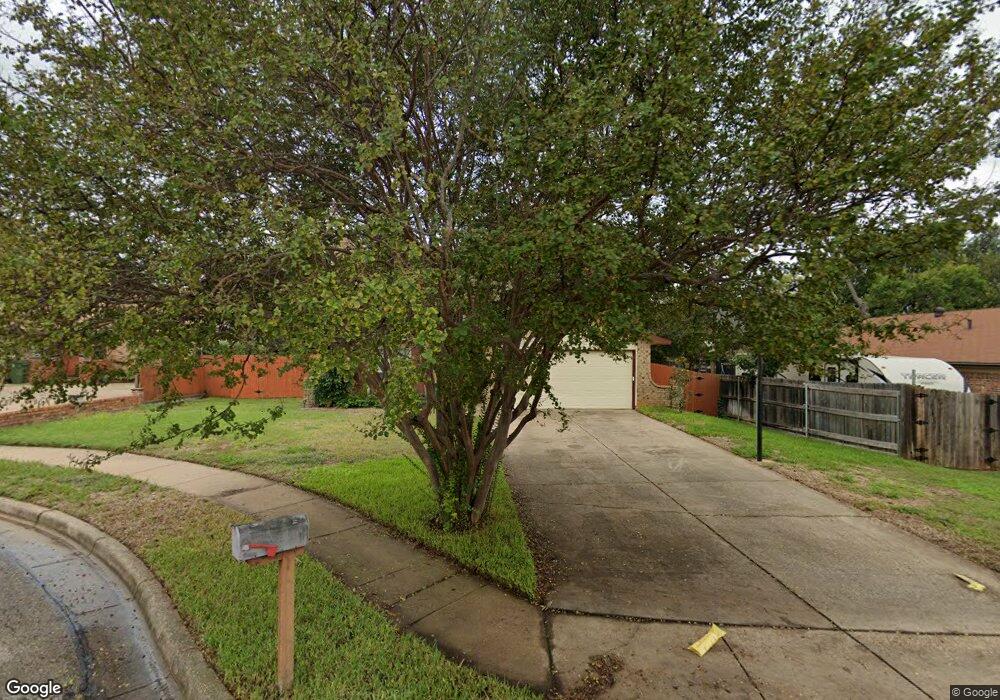2404 Oakridge Ct, Bedford, TX 76021 - photo 1