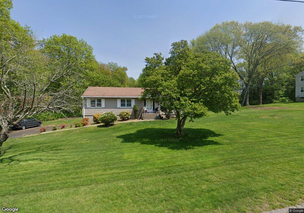 17 Mariner Cir, Trumbull, CT 06611 - photo 1