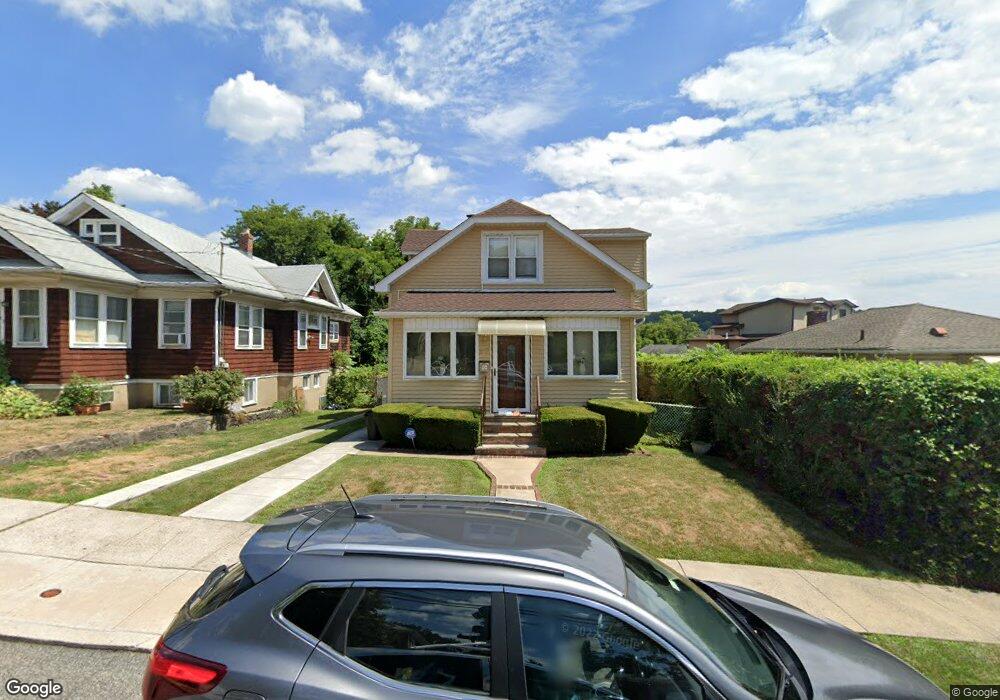 37 Renwick Ave, Staten Island, NY 10301 - photo 1