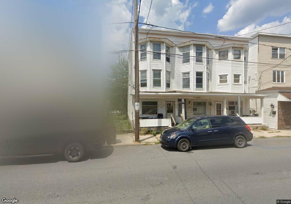 621 E Patterson St, Lansford, PA 18232 - photo 1