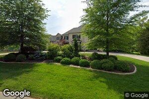2463 Oak Springs Ln, Saint Louis, MO 63131