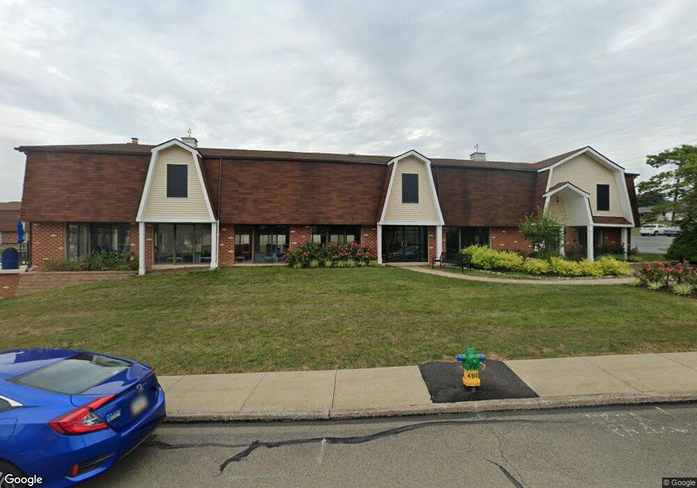 3325 Carbon St, Whitehall, PA 18052 - photo 1