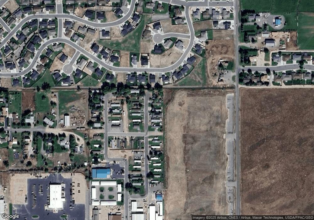 214 34th St, Cody, WY 82414 - photo 1