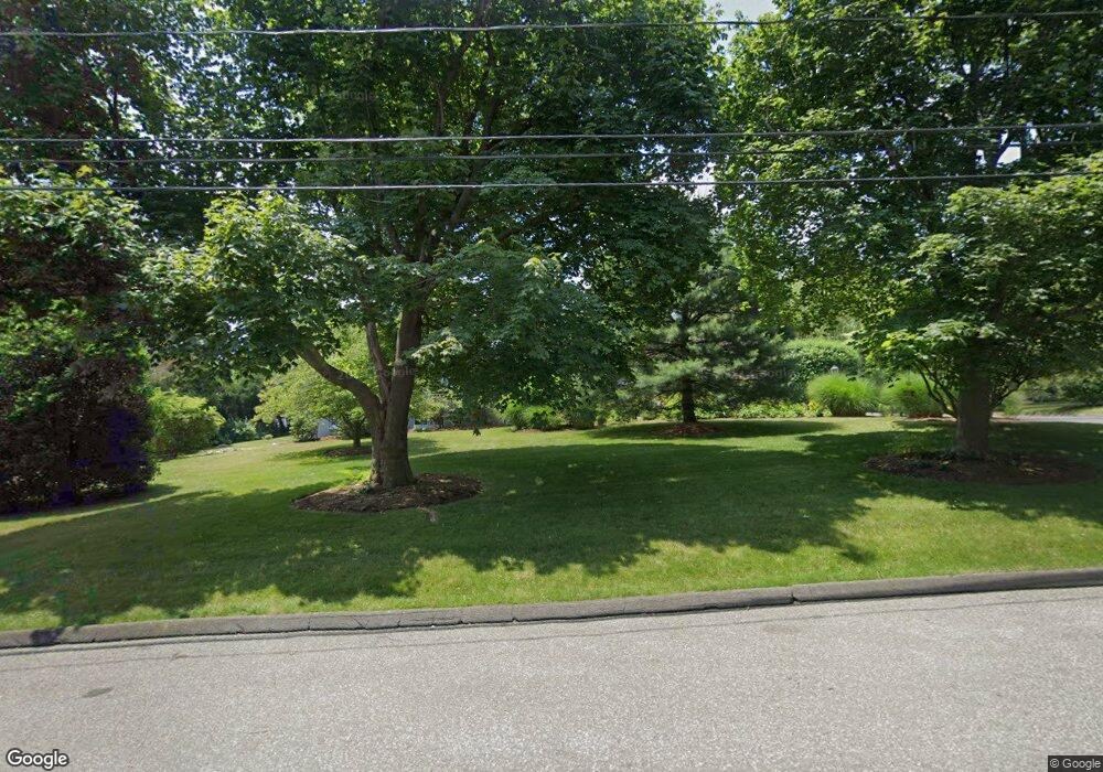 111 Jeanne Ct, Stamford, CT 06903 - photo 1