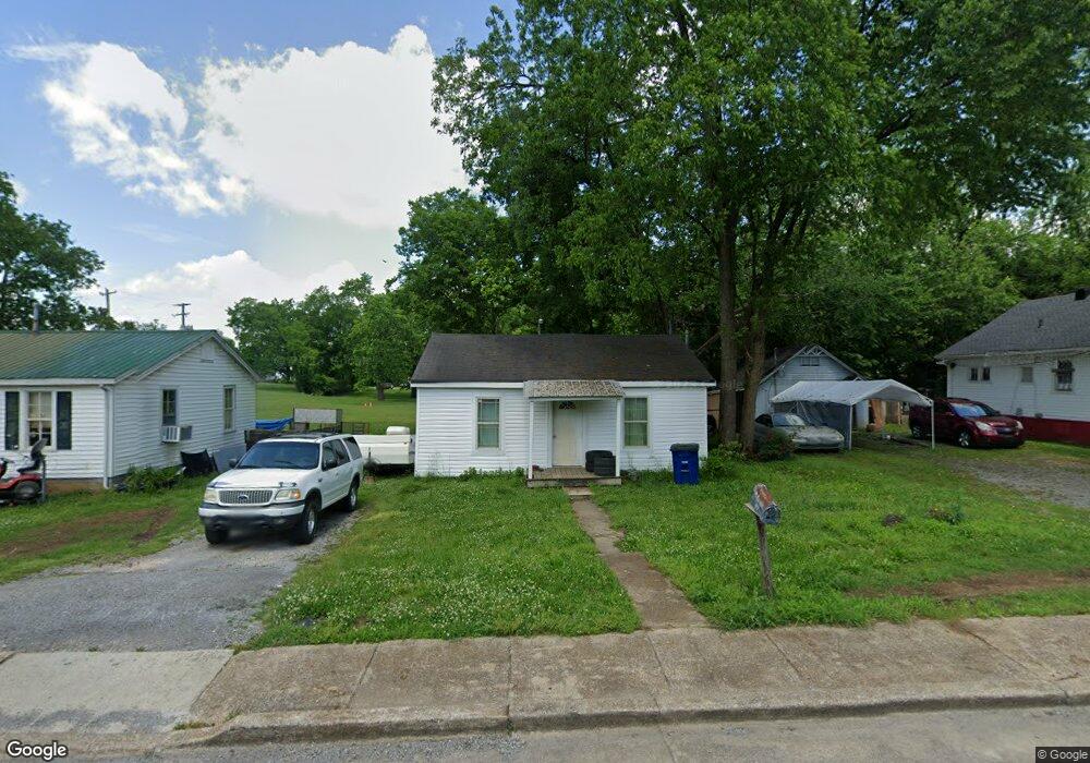 214 Dunnaway St, Shelbyville, TN 37160 - photo 1