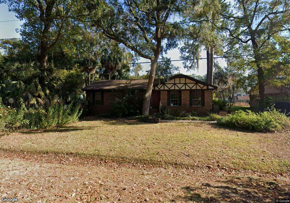 910 Woodpecker Rd, Savannah, GA 31410 - photo 1