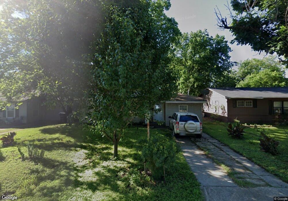 607 Euclid St, Cleburne, TX 76033 - photo 1