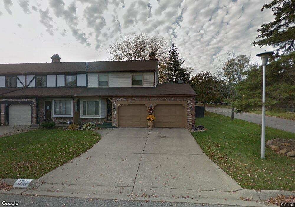 1717 Timberlane Dr, Flint, MI 48507 - photo 1