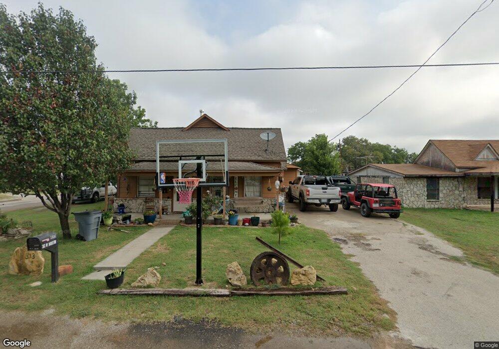313 W Morton St, Boyd, TX 76023 - photo 1