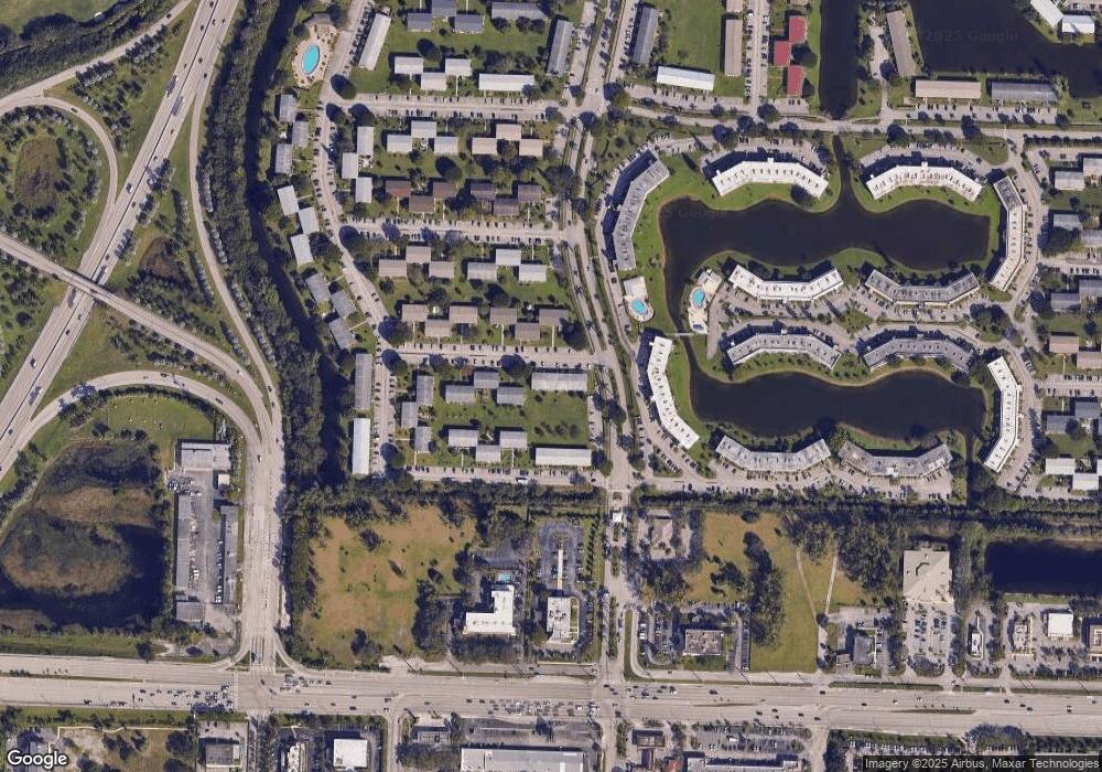 214 Windsor J unit 214, West Palm Beach, FL 33417 - photo 1