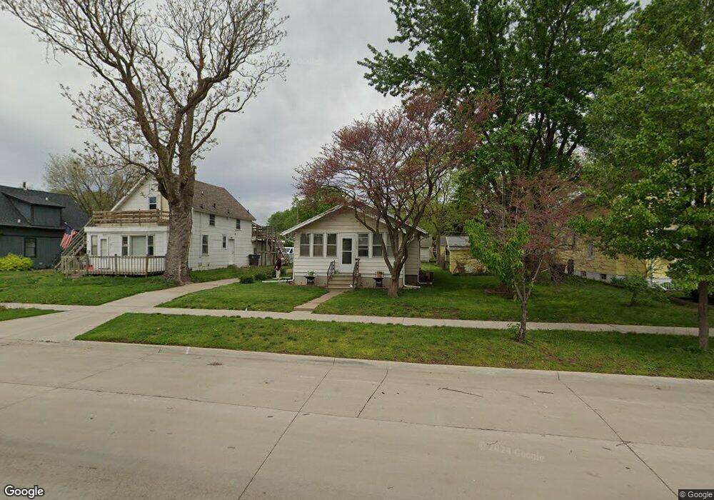 2228 E Walnut St, Des Moines, IA 50317 - photo 1