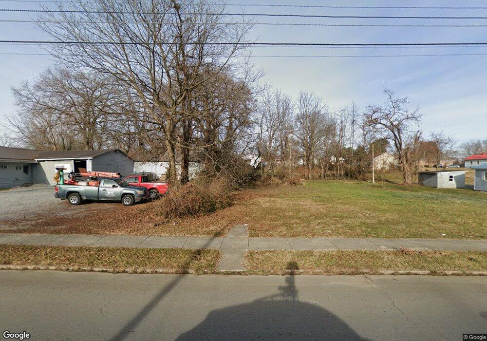 1409 E Fairview Ave, Johnson City, TN 37601 - photo 1