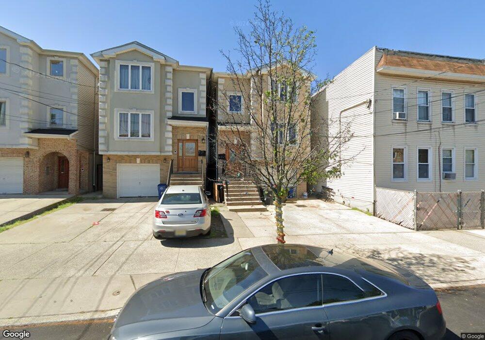 76 Davenport Ave, Newark, NJ 07107 - photo 1