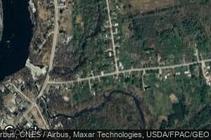 40 Cram St, Bradley, ME 04411