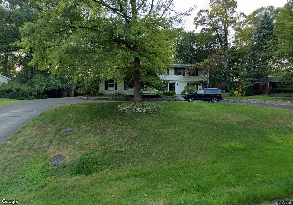 681 Satterlee Rd, Bloomfield Hills, MI 48304 - photo 1