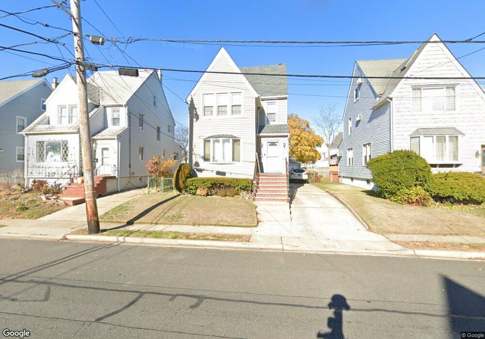 49 Munro Blvd, Valley Stream, NY 11581 - photo 1