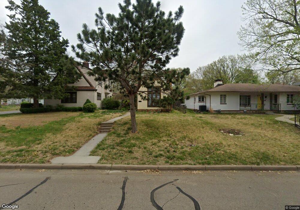 1254 SW Randolph Ave, Topeka, KS 66604 - photo 1