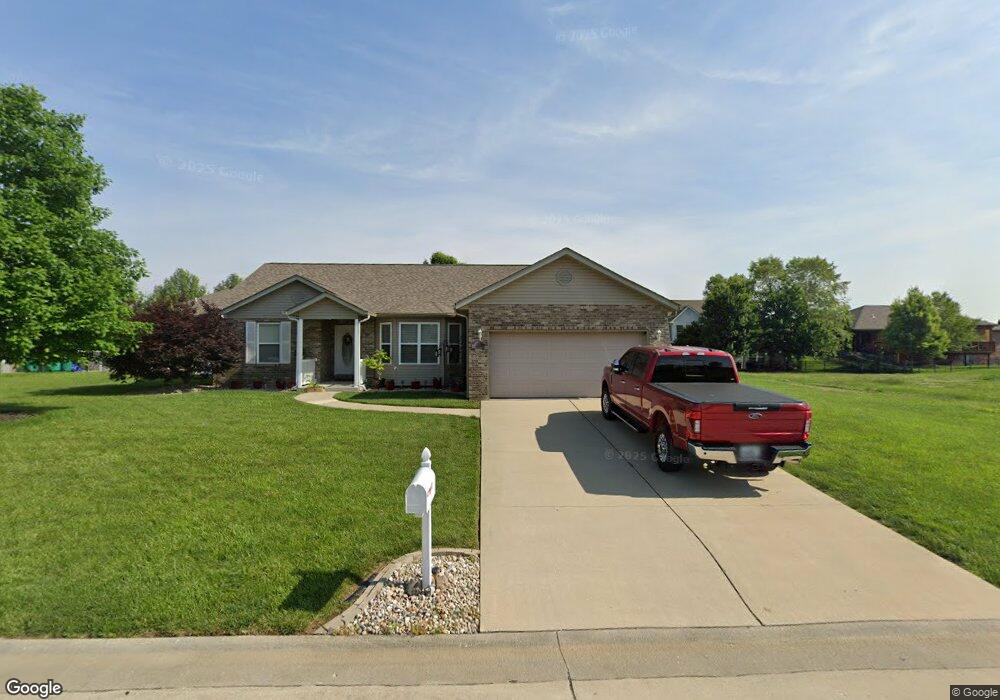 112 Benham Dr, Millstadt, IL 62260 - photo 1
