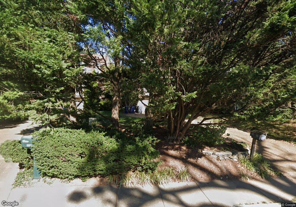 2309 Highland Ave, Falls Church, VA 22046 - photo 1