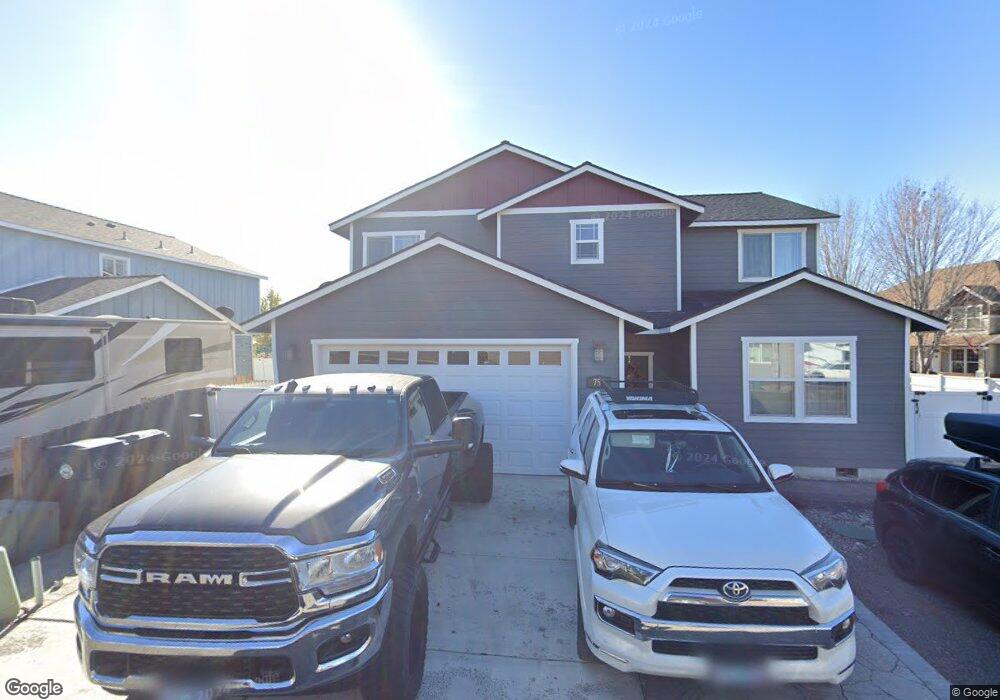 752 NE Cheyenne Dr, Redmond, OR 97756 - photo 1