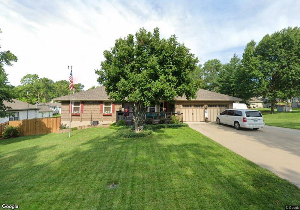 5802 Halsey St, Shawnee, KS 66216 - photo 1