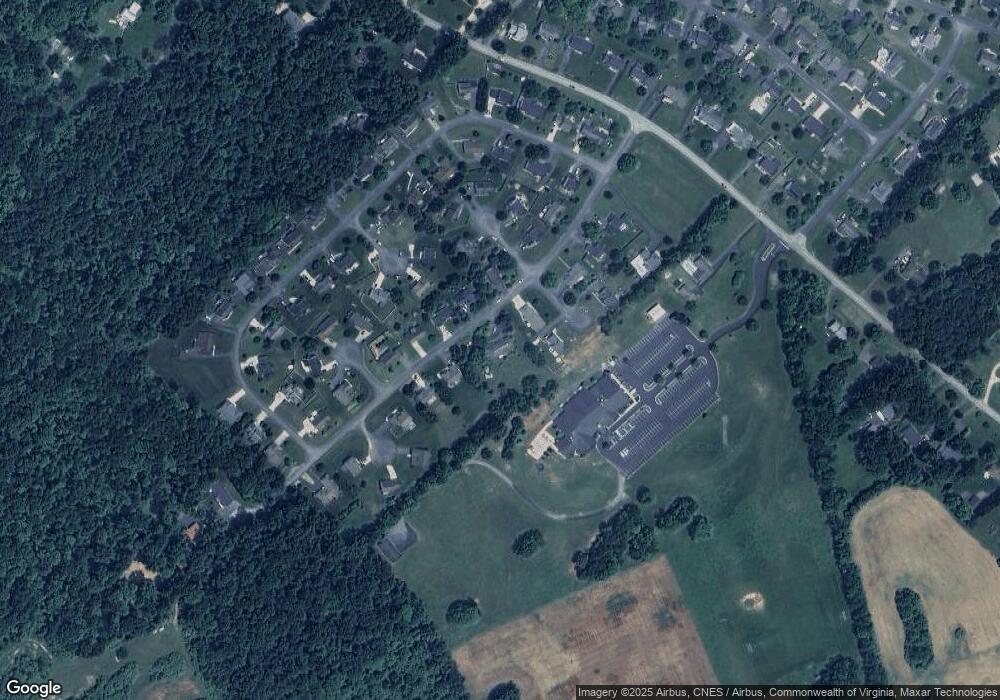 60 Sir Robin Rd, Waynesboro, VA 22980 - photo 1