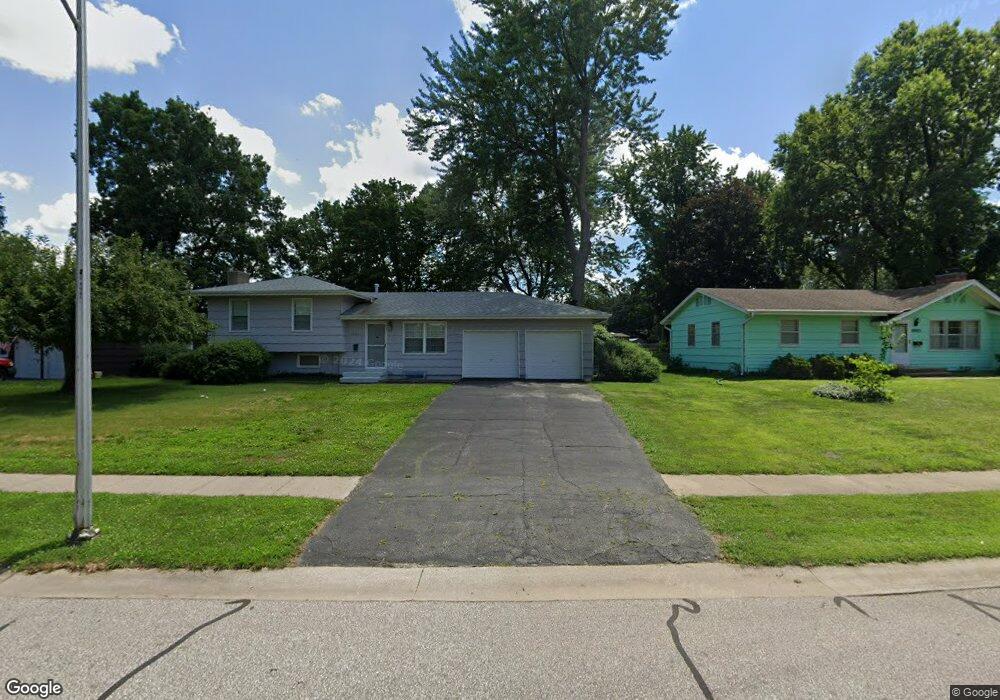 10401 W 71st Place, Shawnee, KS 66203 - photo 1