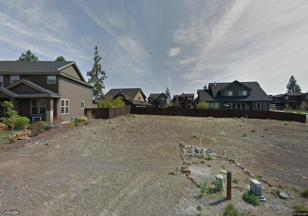 19671 Hollygrape St unit 124, Bend, OR 97702 - photo 1