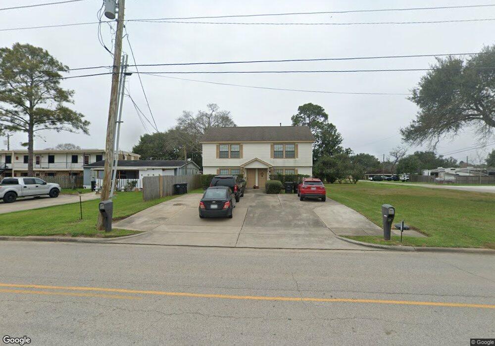 521 E House St unit A & B, Alvin, TX 77511 - photo 1