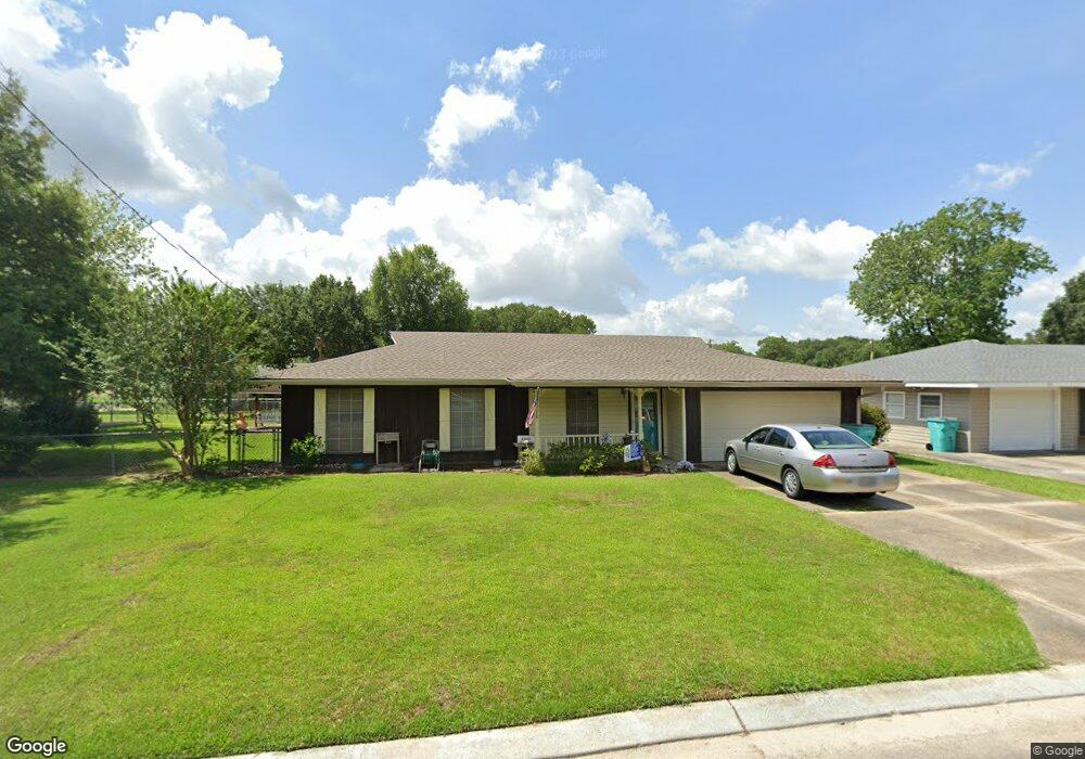 1905 Park Ave, Eunice, LA 70535 - photo 1