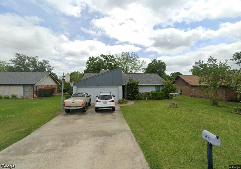 4533 W Meadow Ln, Lake Charles, LA 70605 - photo 1