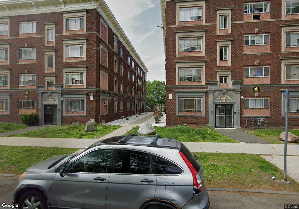 202 Pearl St unit 1R, Springfield, MA 01105 - photo 1