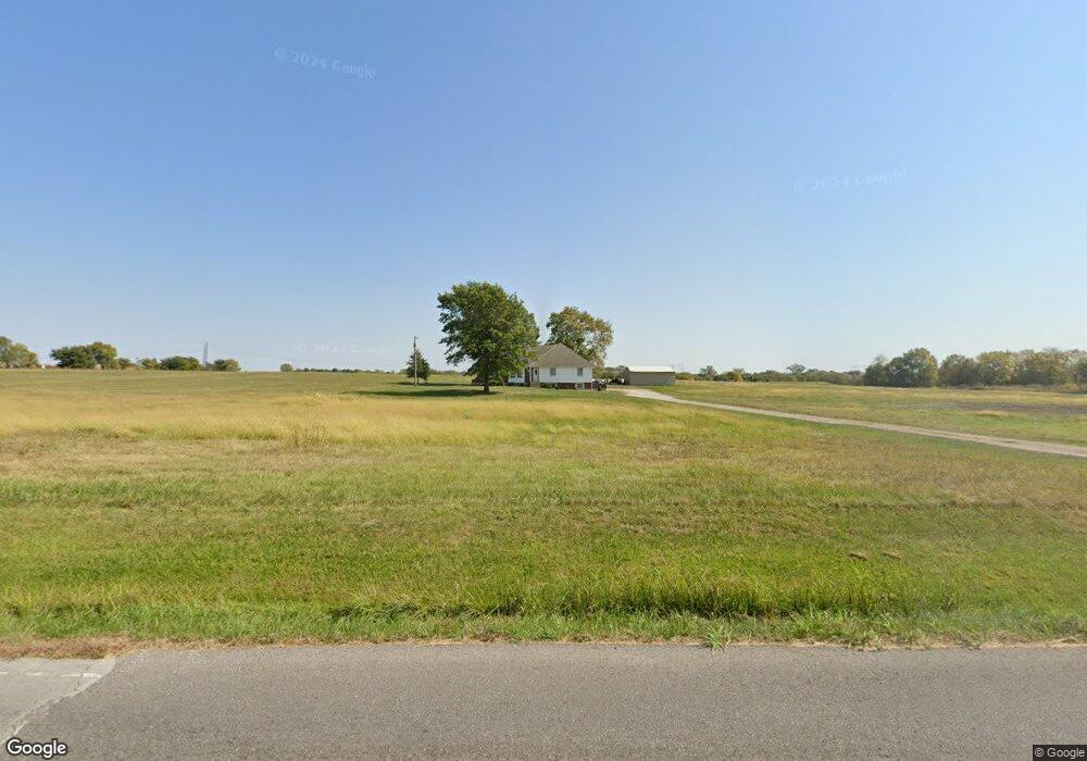 601 N Kurzweil Rd, Raymore, MO 64083 - photo 1