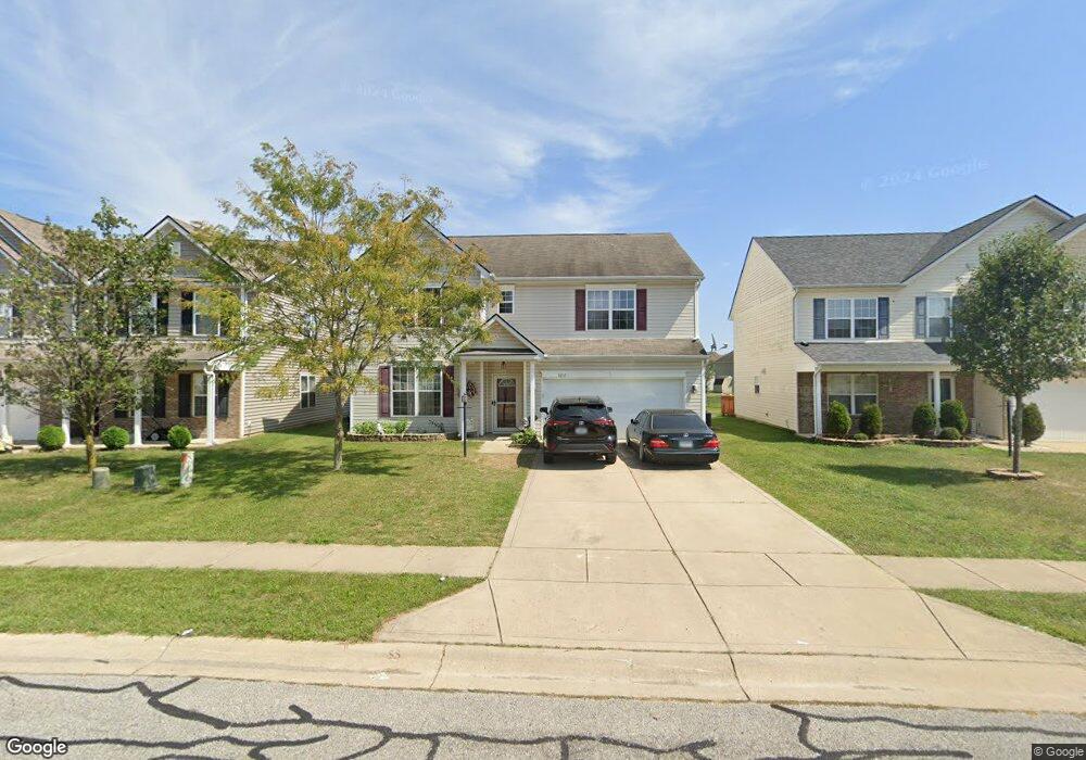 3235 Park View Dr, Columbus, IN 47201 - photo 1