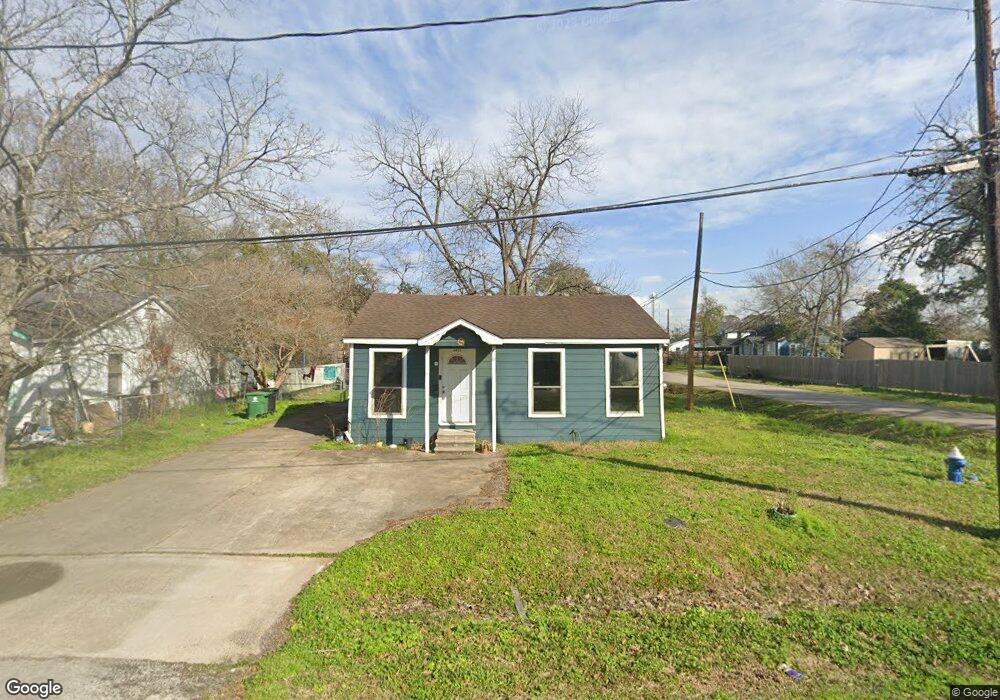 6814 Appleton St, Houston, TX 77022 - photo 1