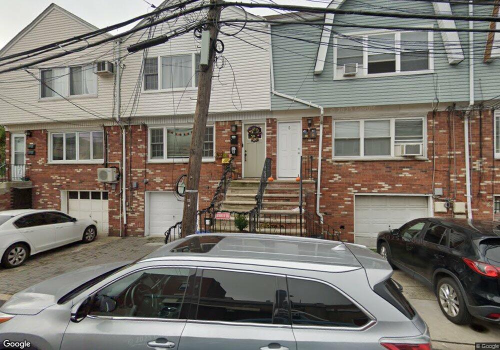 3 Alan Terrace unit 2, Jersey City, NJ 07306 - photo 1