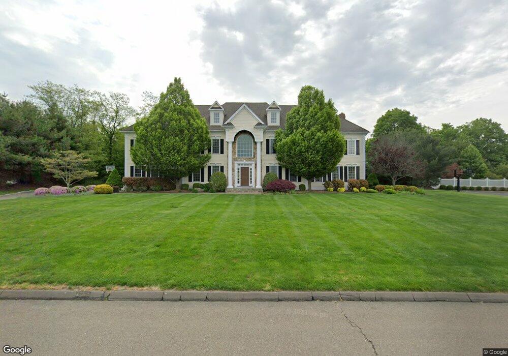 5 Squire Ct, Trumbull, CT 06611 - photo 1