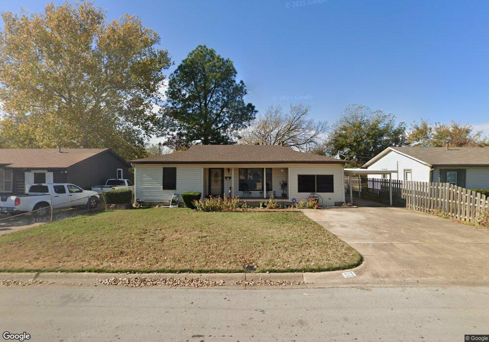 513 Harmon Rd, Hurst, TX 76053 - photo 1