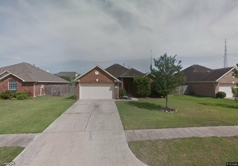 1492 Allison St, Alvin, TX 77511 - photo 1