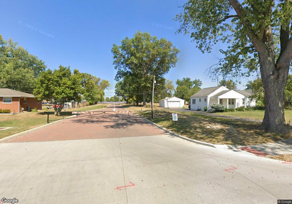 1608 Ferris Rd, Columbus, OH 43224 - photo 1