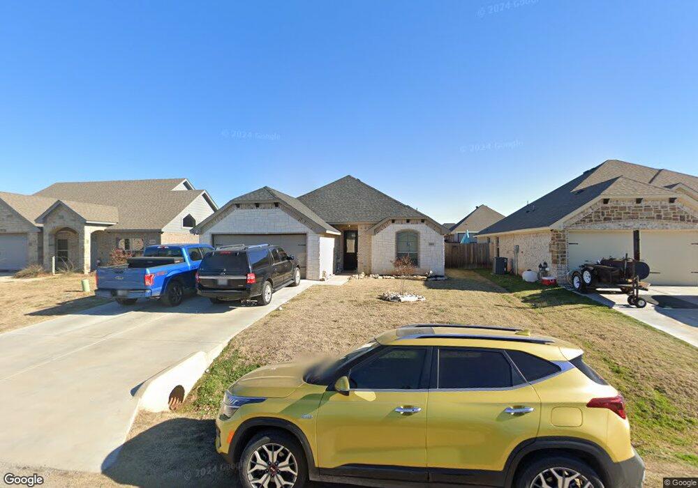 3211 Windcrest Dr, Granbury, TX 76049 - photo 1