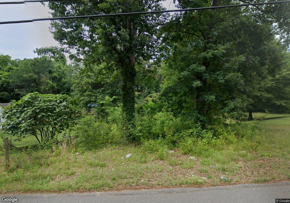 250 Fayetteville Ave, Statesville, NC 28677 - photo 1